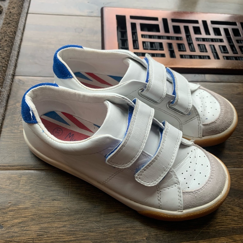Mini Boden boys shoes